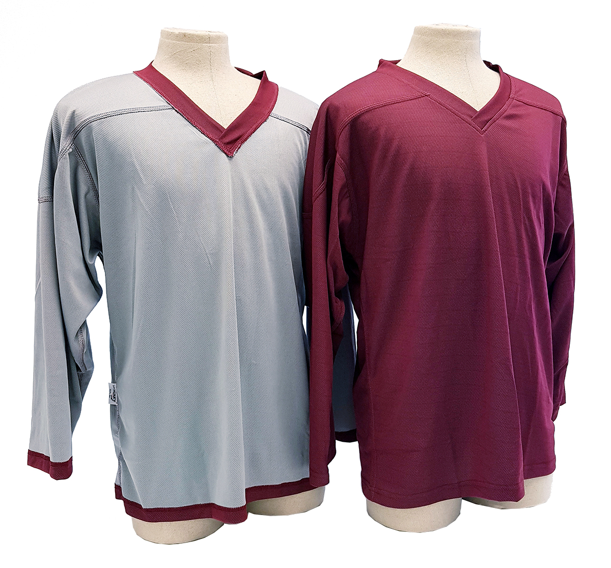 Couleur: Bourgogne/Gris Grandeur: Moyen